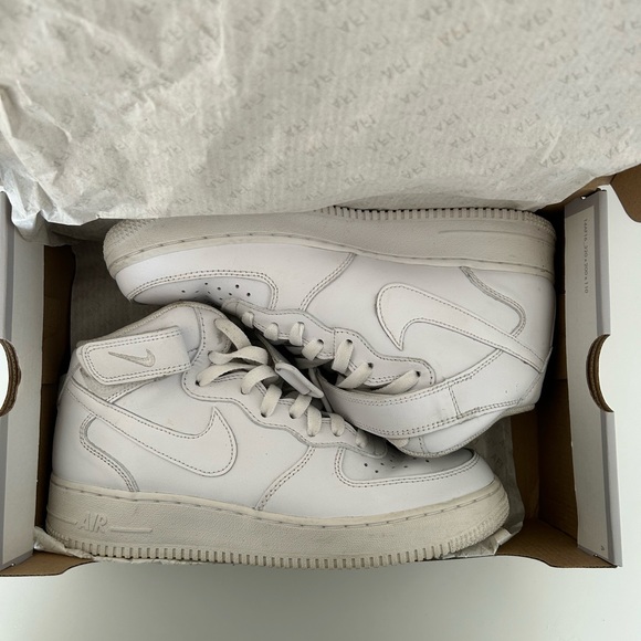 Nike Air Force 1’s - Picture 1 of 6